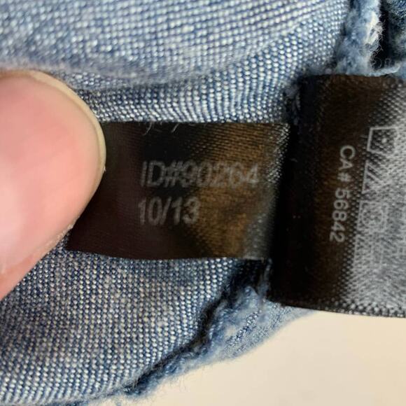 Express | Medium | Sleeveless Denim Blue Chambray Romper Button Down Tie Waist - Picture 7 of 7